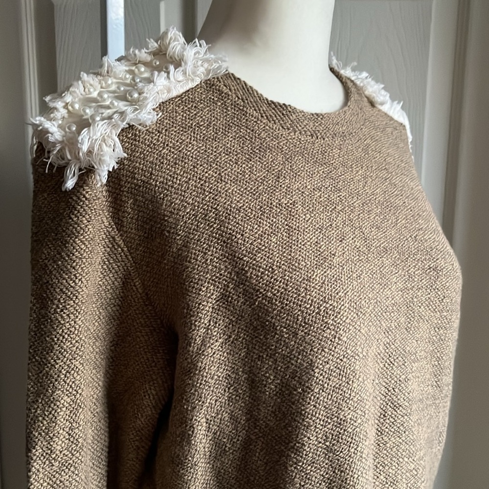 Zara Y2K Trafaluc Vintage Pearl Shoulder Accent Military Knit Top Size M - Picture 6 of 10